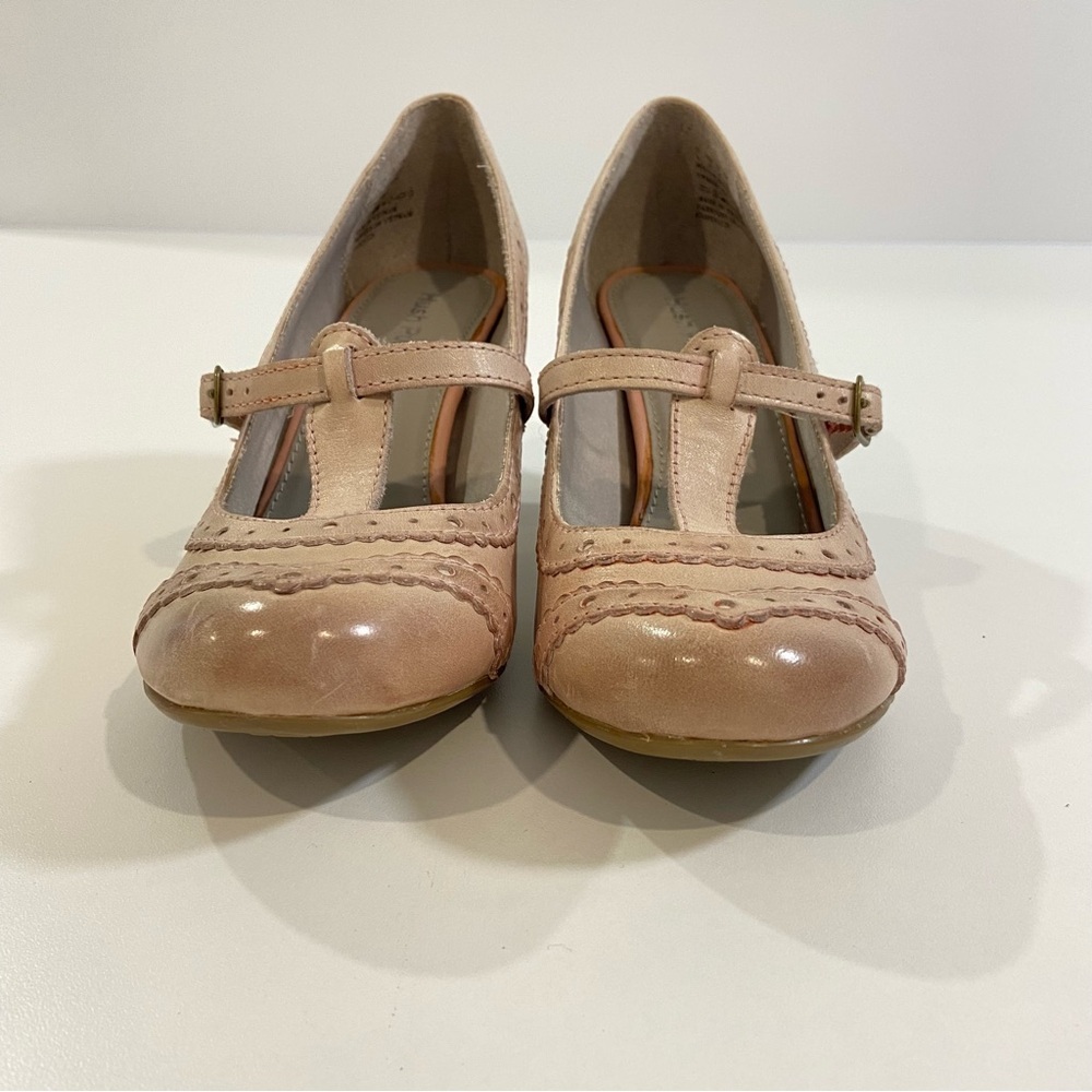 Hush Puppies Mary Jane Leather Brogue Pumps Nude Pink Size 6 Medium oldies heels - Picture 5 of 16